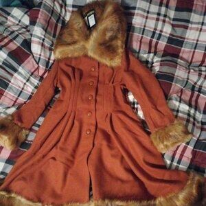 Collectif Sz UK14 BNWT Mainline Pearl Coat